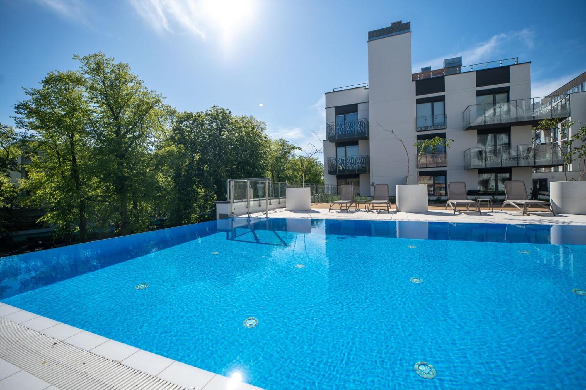 Faro Apartamenty Nadmorskie Tarasy Spa Przy Latarni I Molo Baseny, Sauny, Fitness I Parking W Cenie Колобжег Екстериор снимка